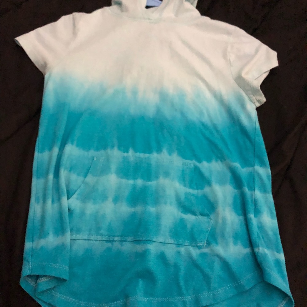Hooded t shirt